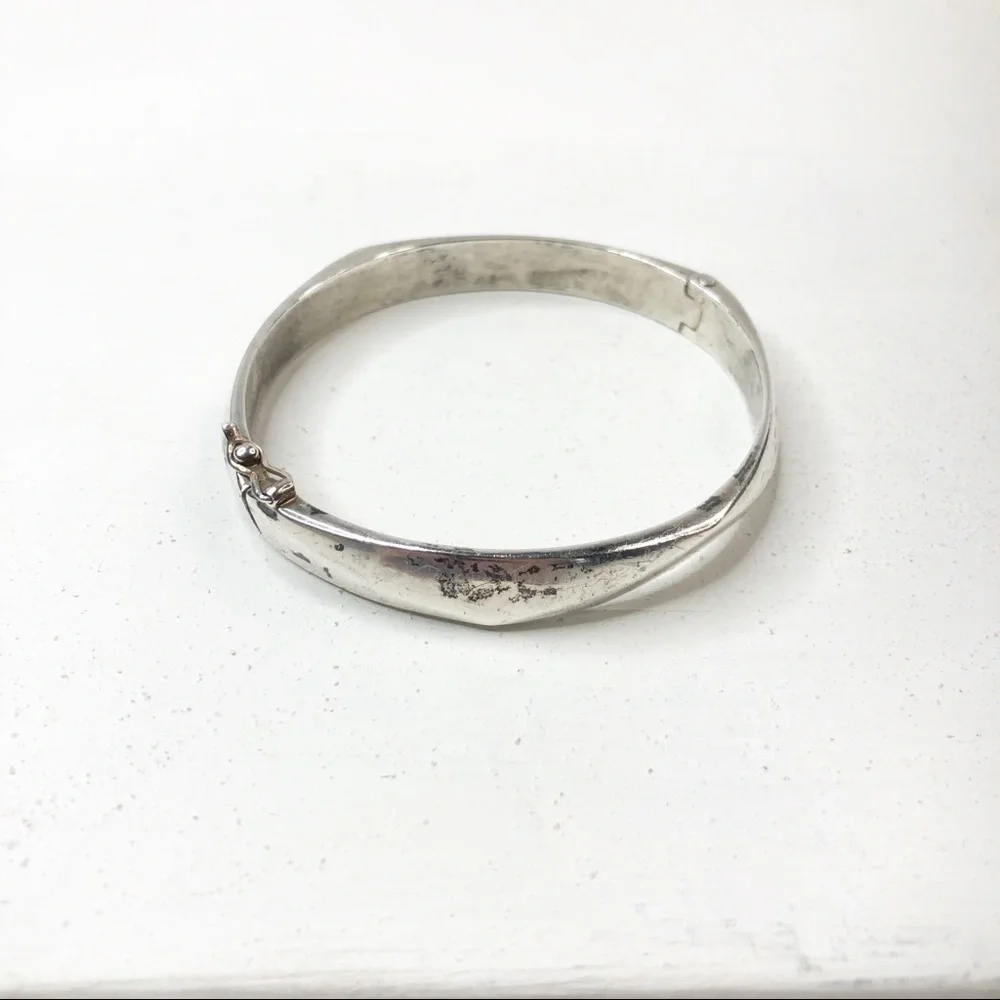 Sterling Silver NJS 925 Hinge Bracelet W/ Gift Box